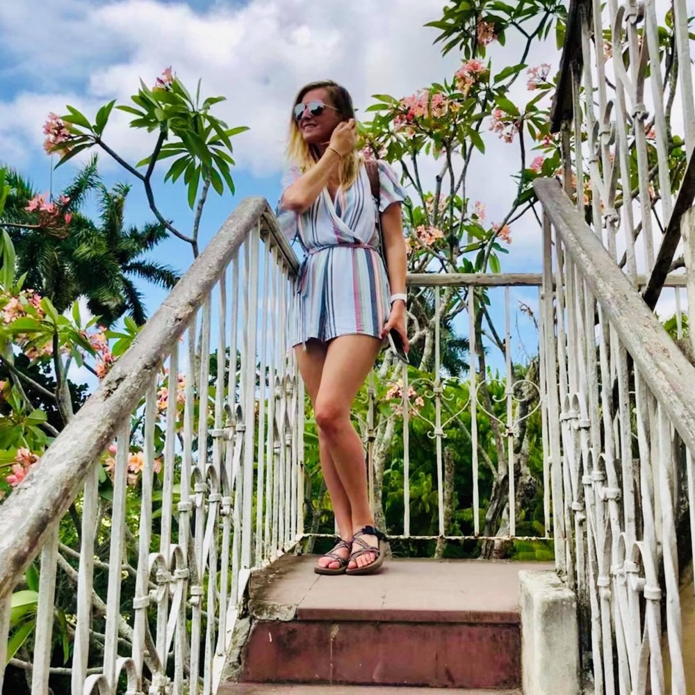 Lightweight romper